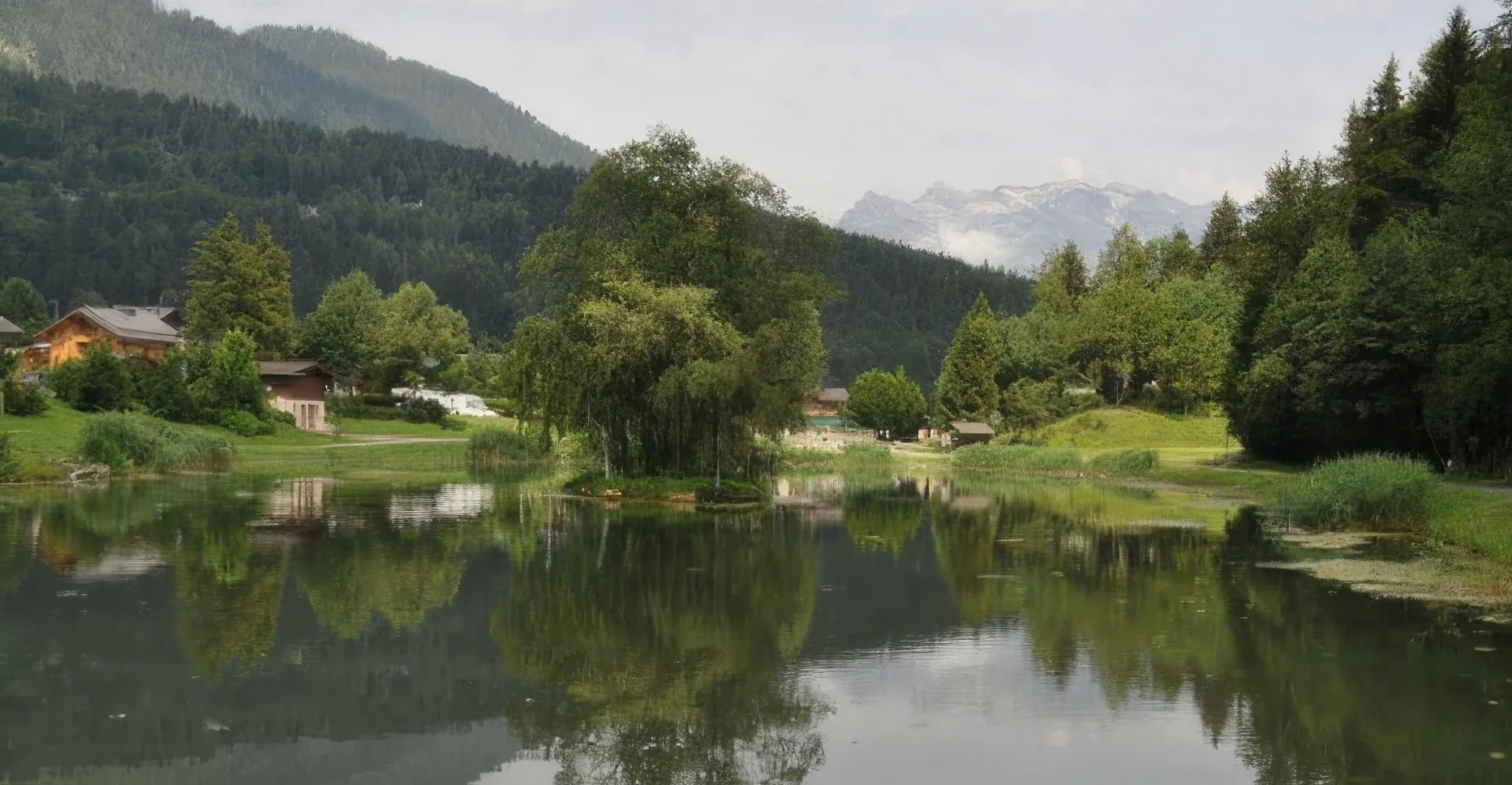 Lac des Chavants near the apartment